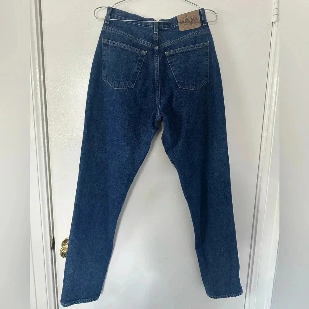 Vintage Gap Classic Blue Jeans - Picture 3 of 7